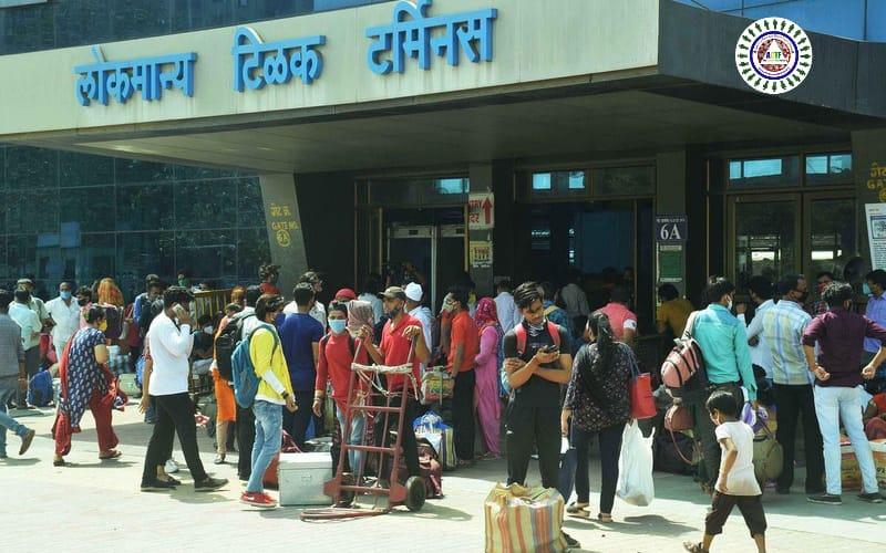 MIGRANT WORKERS IN MUMBAI, DELHI START HEADING HOME AGAIN, AMID FEAR OF LOCKDOWN